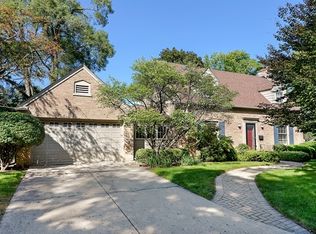 3233 Harrison St, Evanston, IL 60201