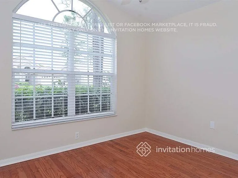 5547 Foxtail Ct — Photo 11