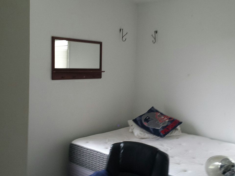 140 S Maple St, Hadley, MA 01035 Zillow