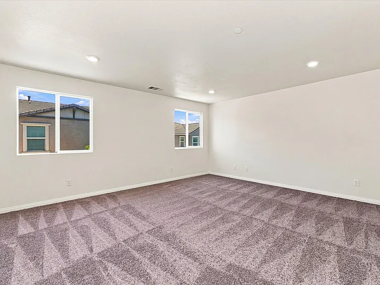 5577 Bella Way — Photo 16