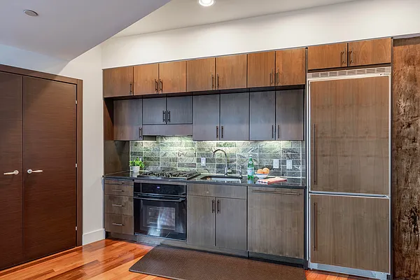 Sold by Cote Luxury Real Estate | media 2
