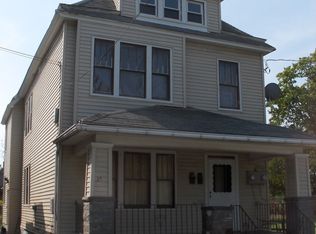 35 B St, Buffalo, NY 14211