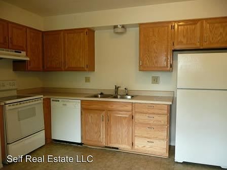 4th image of 3728 S 900 E APT 5