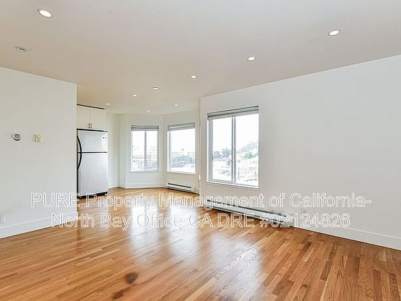 4th image of 2120 24th St APT 6