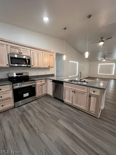 212 S Taylor — Photo 16