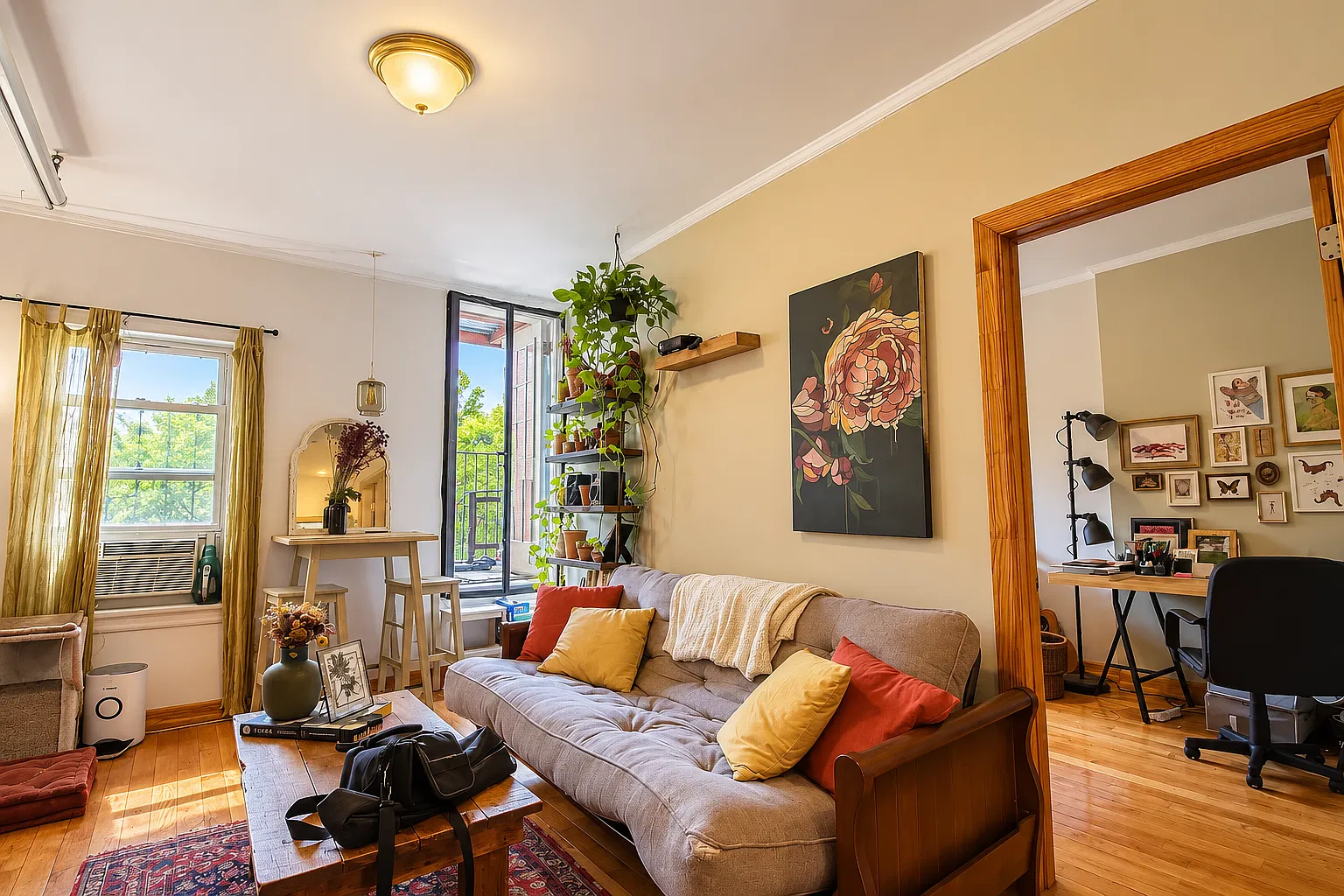 413 Hart Street — Photo 3