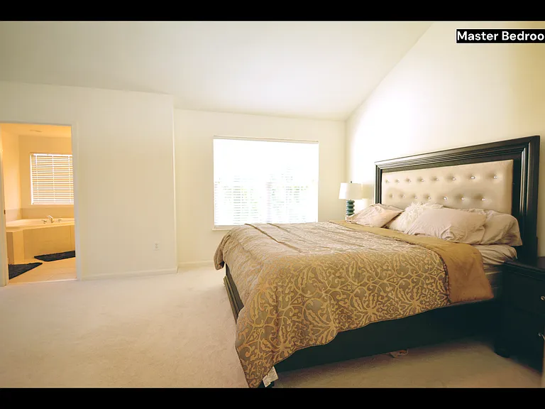 1034 Lily Way — Photo 12