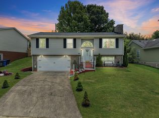 3852 Belleau Wood Dr, Lexington, KY 40517