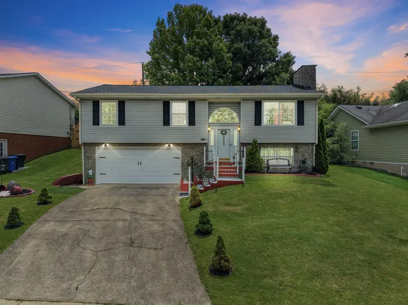3852 Belleau Wood Dr, Lexington, KY 40517