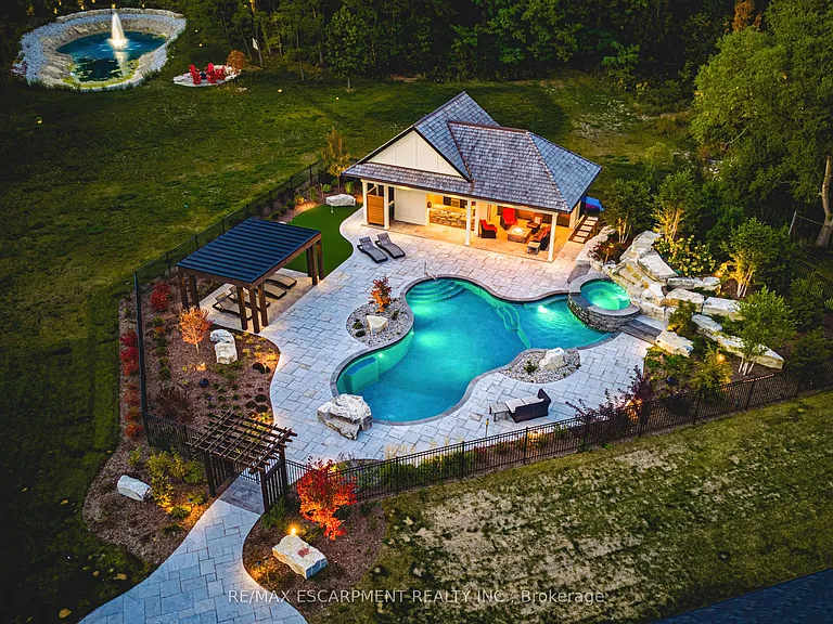 597 Old York Rd — Photo 45