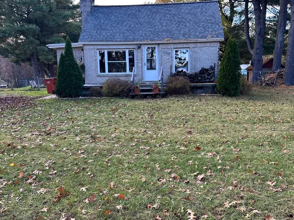 11765 Myers Lake Ave NE, Cedar Springs, MI 49319