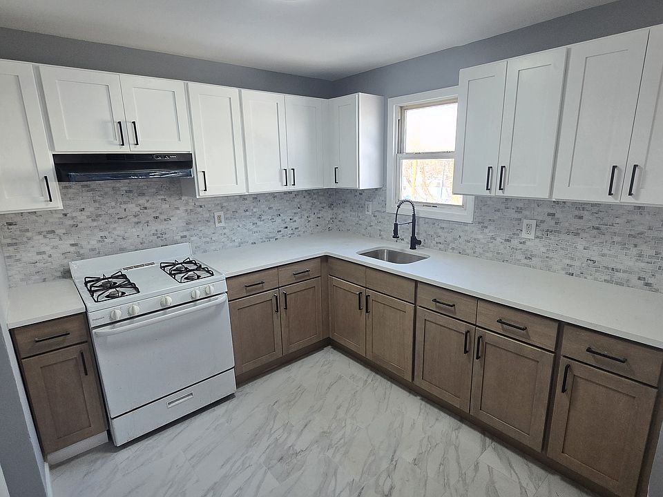 1st image of 50 Hilton St #G2