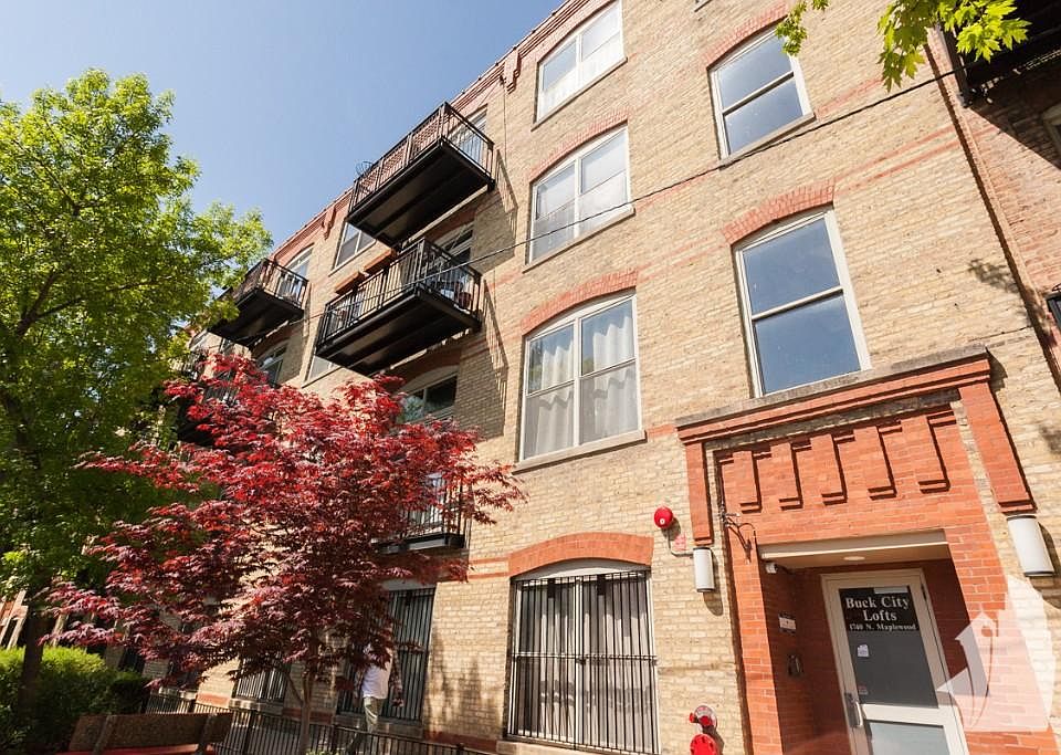 1st image of 1740 N Maplewood Ave APT 206