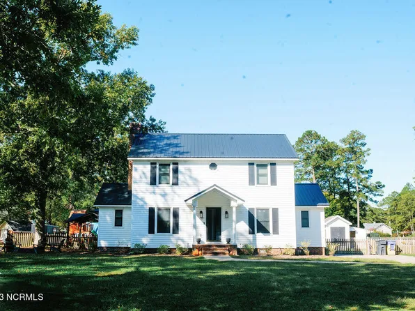 222 Holly Drive, Washington, NC 27889