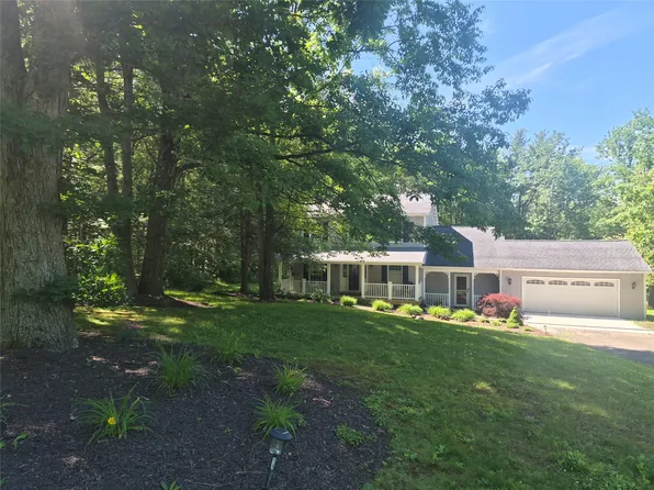 762 Pollard Hill Rd, Johnson City, NY 13790