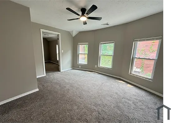 3 bed, 1420 sqft, $1,700 — Photo 4