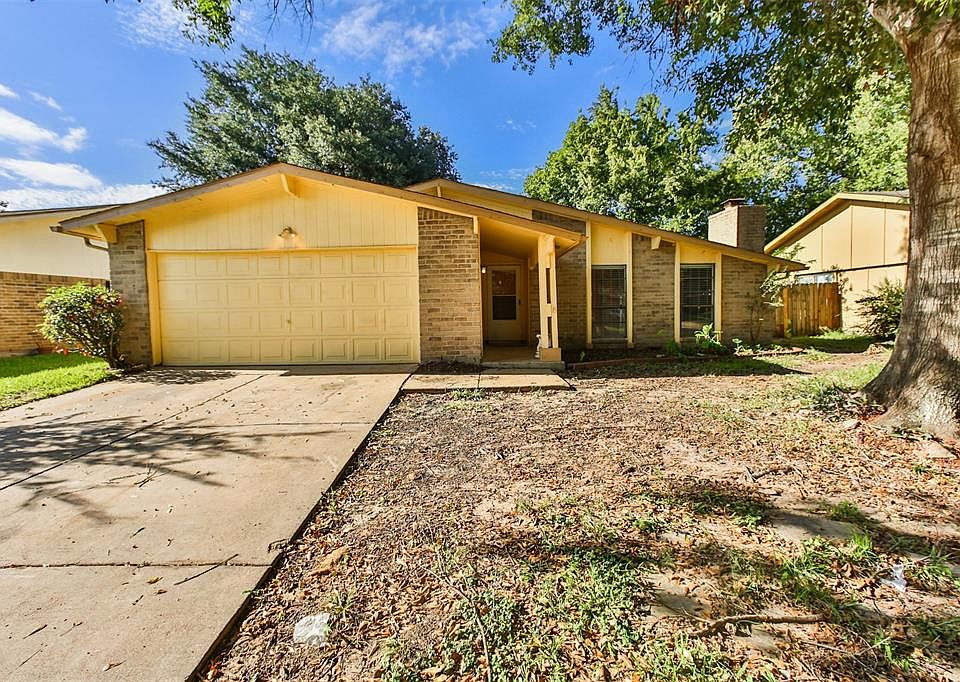 1st image of 15518 Sierra Valle Dr