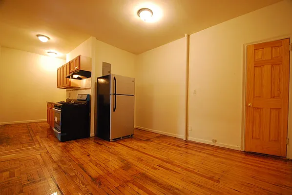Rented by Bohemia Realty Group | media 23