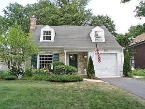 1st image of 825 N Brainard Ave