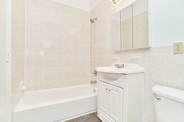 Rented by Living New York | media 23