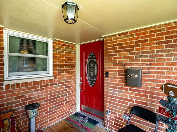 5th image of 7078 Cliffstone Dr