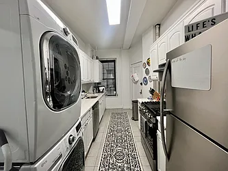 Rented by Moises Farhart, LREB