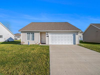 2255 Legacy Dr, Burton, MI, 48519