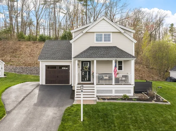 23 Dobson Cir, Leominster, MA 01453