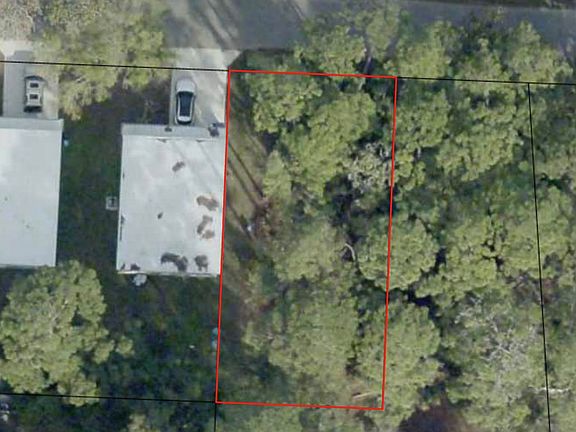 2nd image of 1105 Puryear St