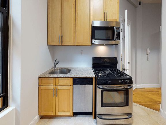 5th image of 167 W 81st St APT 4D