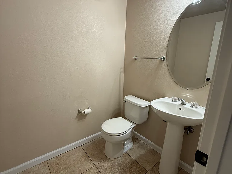 2683 Silver Stone Ln — Photo 13