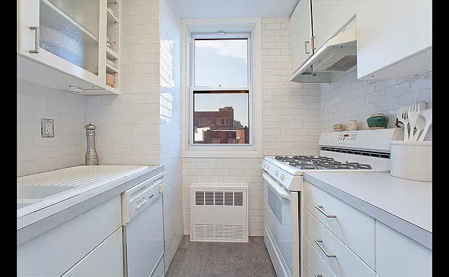 Sold by Douglas Elliman | media 3
