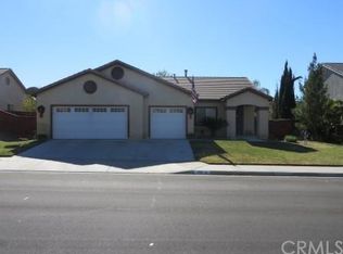 120 Tradewinds Ln, San Jacinto, CA 92583
