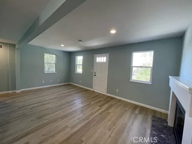 6818 Santa Susana Pass Rd — Photo 2