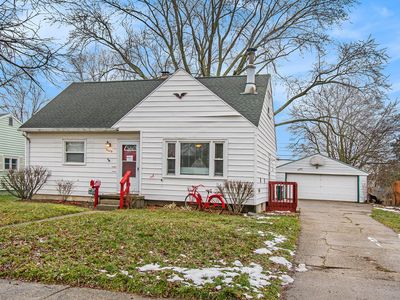 4609 Devonshire Ave, Lansing, MI, 48910