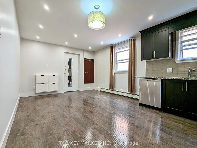 211 Saint Clements Ave #2 — Photo 6