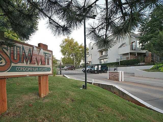 1st image of 11530 N May Ave APT 202D