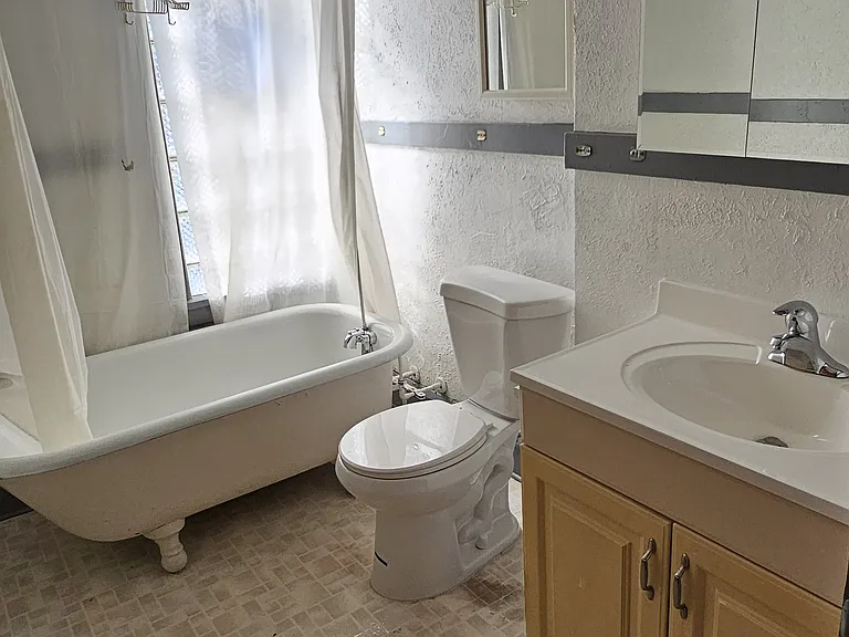 16109 Clifton Blvd #16109 — Photo 18