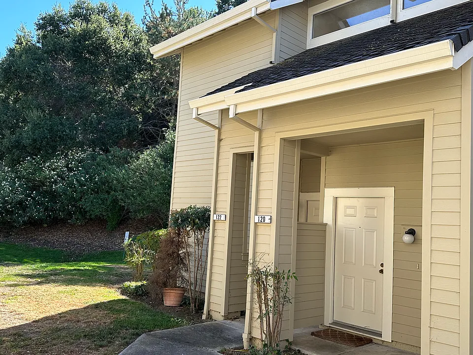 120 Whaler Cir