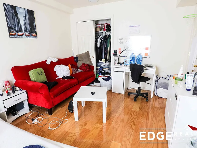 34 Raymond St #34 — Photo 10