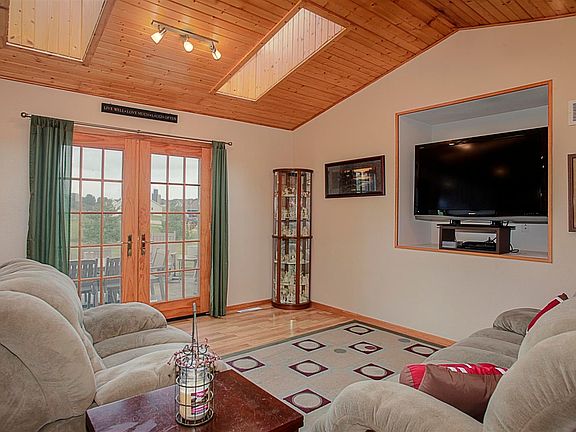 5th image of 1400 Grandview Ct