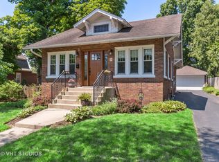 29 N 12th Ave, St Charles, IL 60174