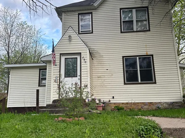 290 Winona St E, Saint Paul, MN 55107