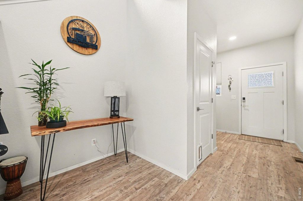 2956 Biplane St