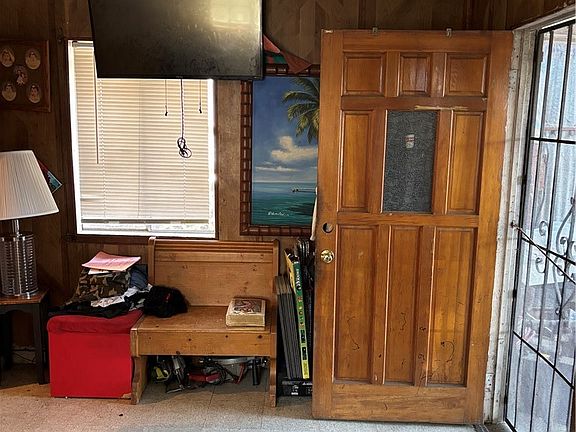 4th image of 2623 E 127th St