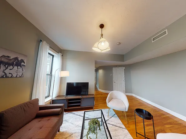 17 Highgate St, Allston, MA