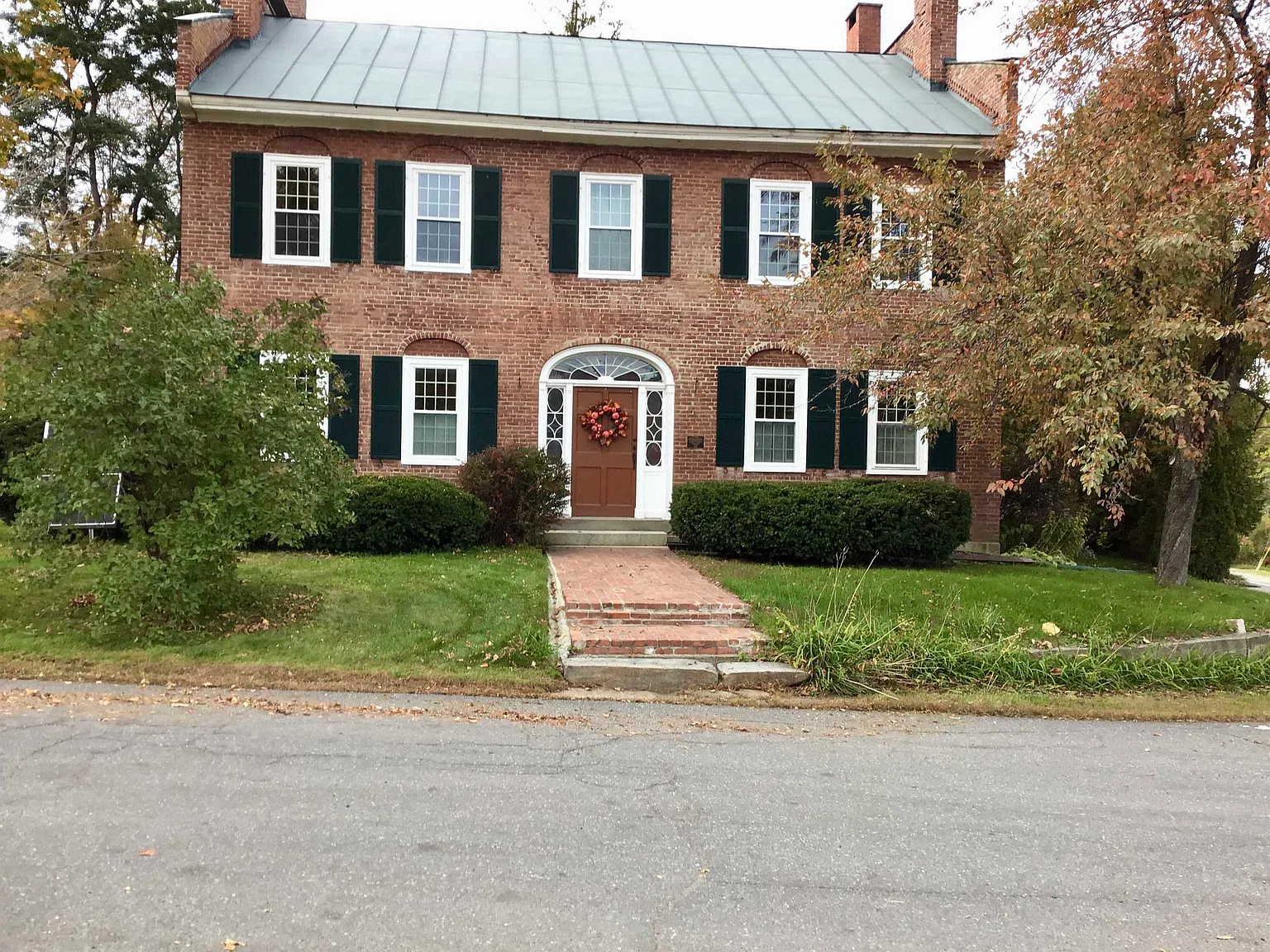1 bed, 1.0 bath, 1200 sqft, $2,000 — Photo 1