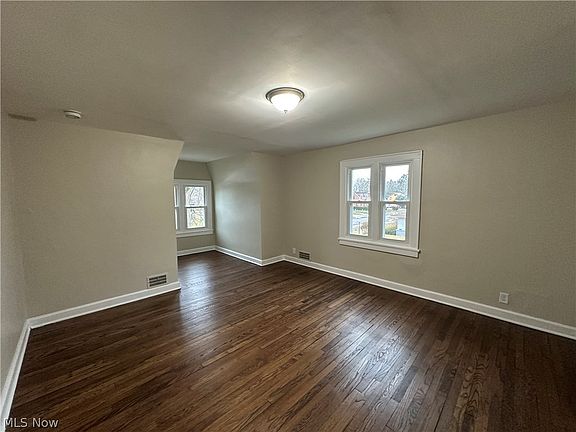 15th image of this home