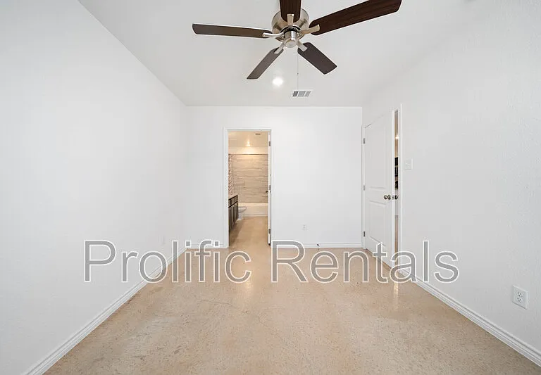 1254 Lehmann Dr #A — Photo 13