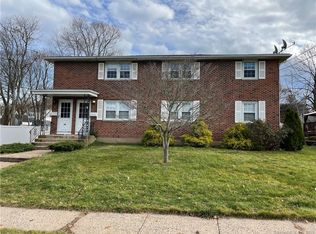 73 Clinton St, Meriden, CT 06450